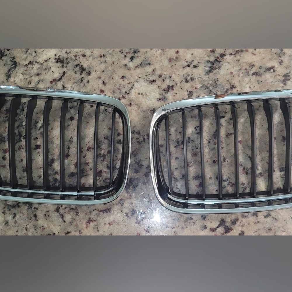 BMW 328i Chrome Car Grille Set